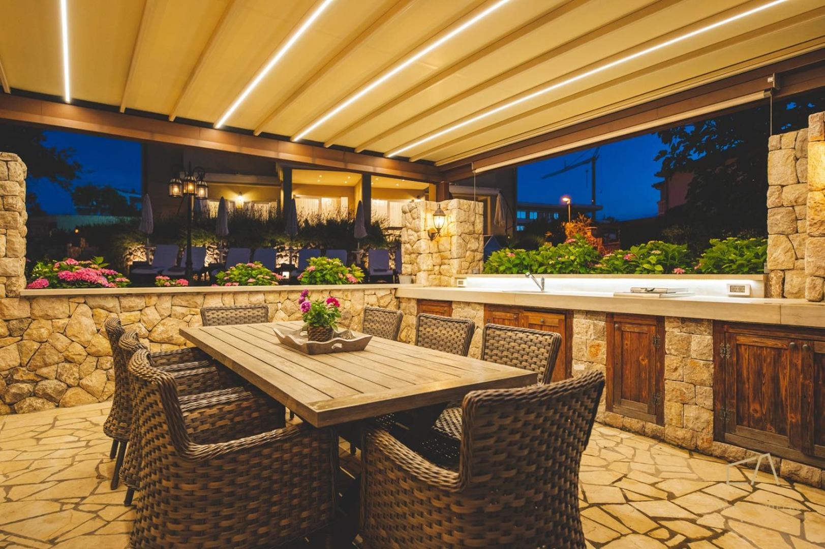 Luxury Apartments Villa Luce Малинска Стая снимка